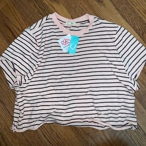 PINK AND BLACK STRIPPED CROP TOP